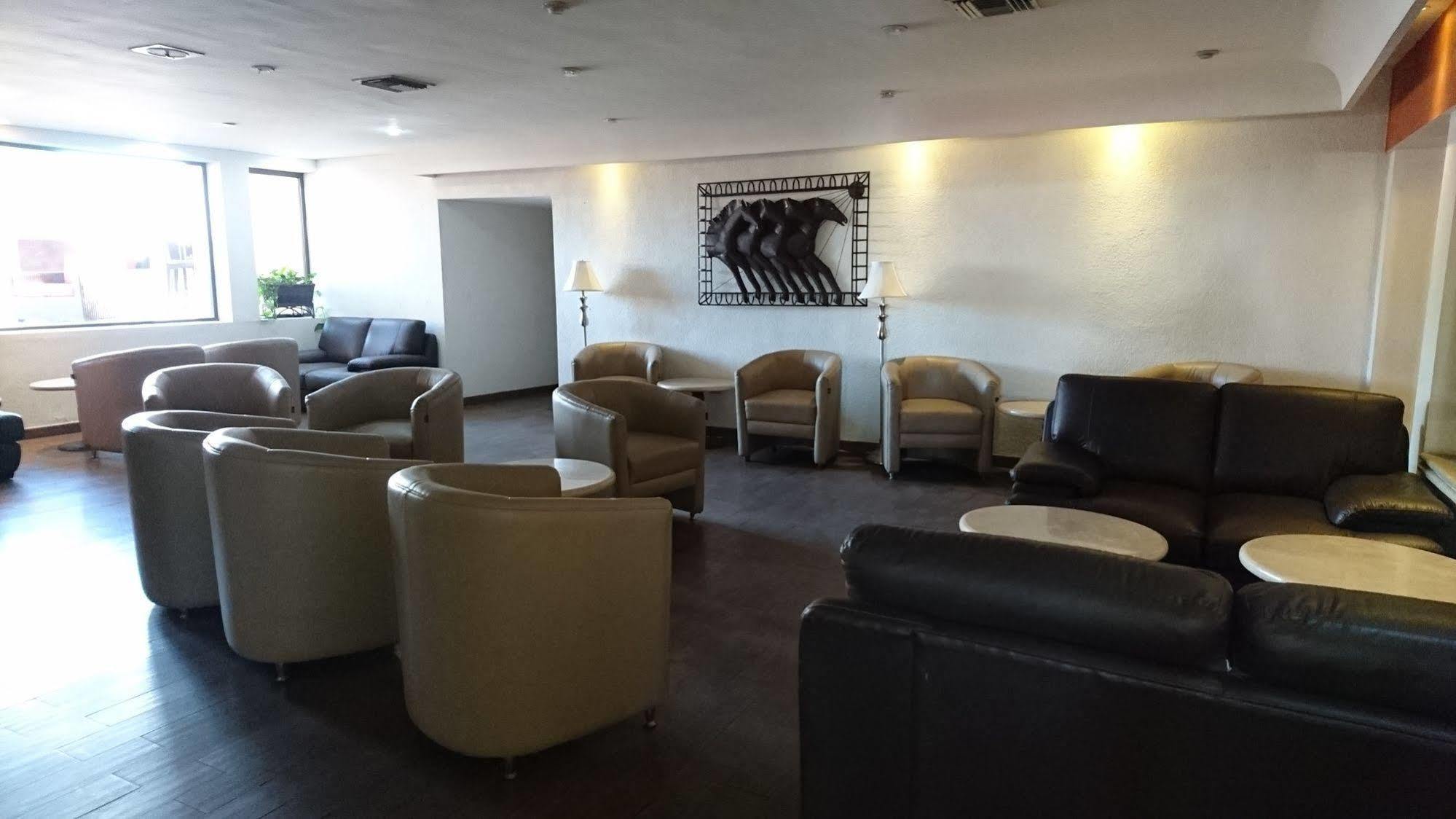 Hotel Gandara Hermosillo Kültér fotó